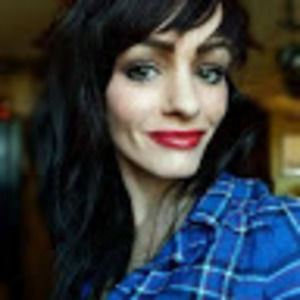 Meet your Posher, Corrine